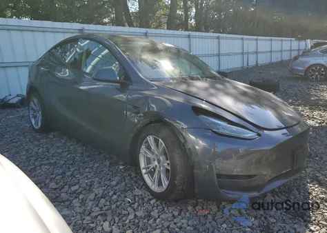 2023 Tesla Model Y z USA, uszkodzony, nr VIN 7SAYGDED4PF934324